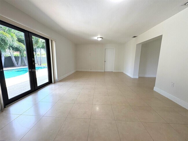 Building Photo - 10431 SW 54th St