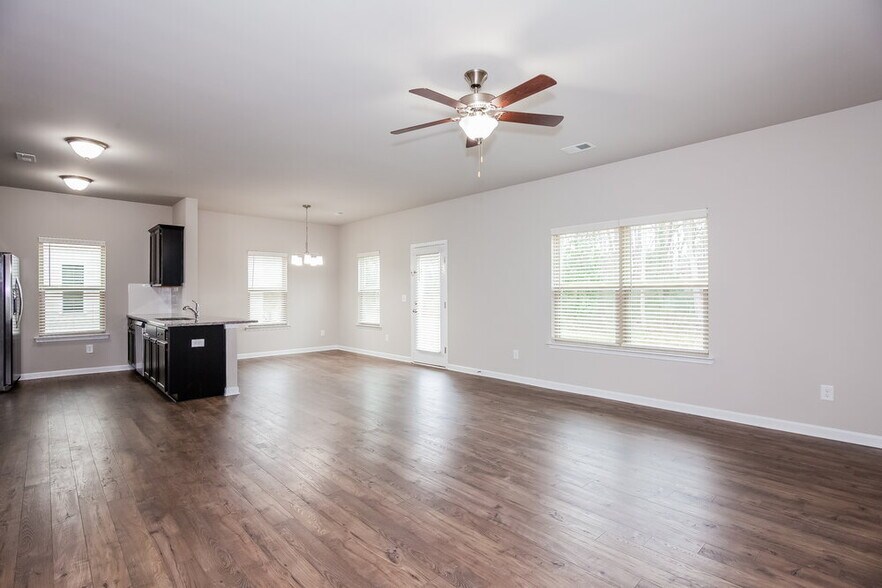 Building Photo - 6506 Karenstone Dr