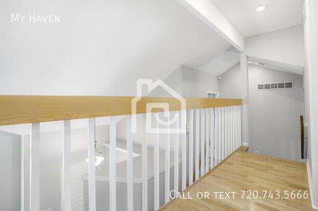 Building Photo - 5812 S Jericho Way