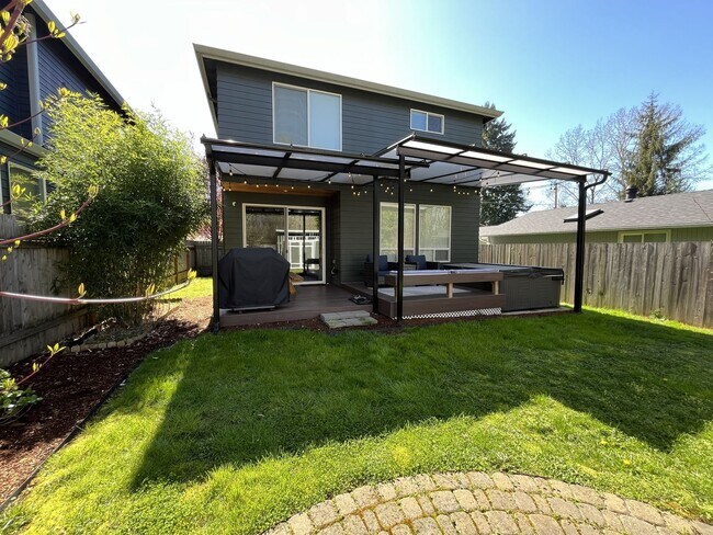 Building Photo - Charming 3BR Home with Fireplace, Bright Open Living Spaces & Loft