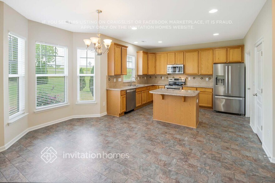 Building Photo - 3639 Grove Creek Pond Dr SW