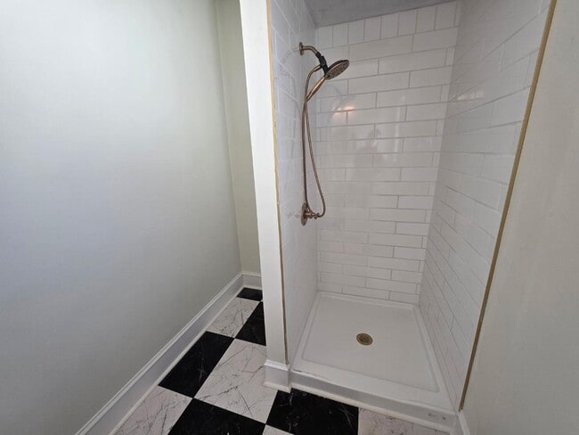 Building Photo - 159 Oak Park