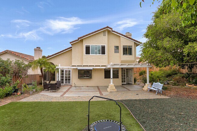 Building Photo - 4 Bed | 3 Bath | 1,979 Sq. Ft. | Stunning ...
