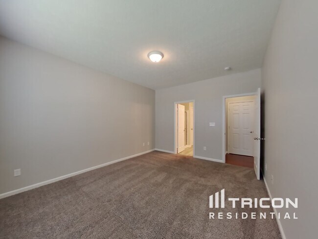 Building Photo - 3310 Shadow Creek Blvd