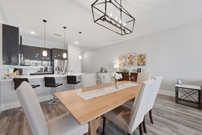 Building Photo - 15260 TX-105