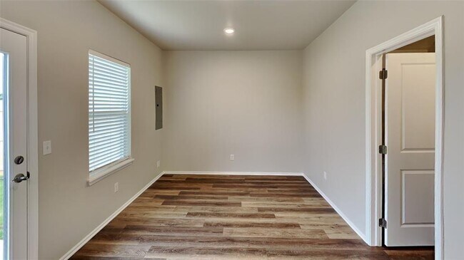 Building Photo - 9328 NW 124th St