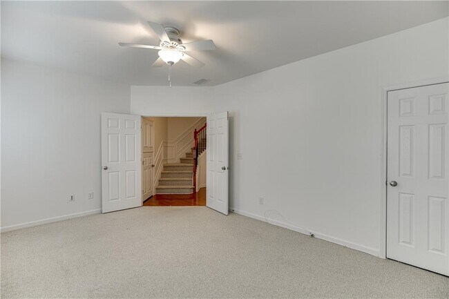 Building Photo - 2777 Loftview Square