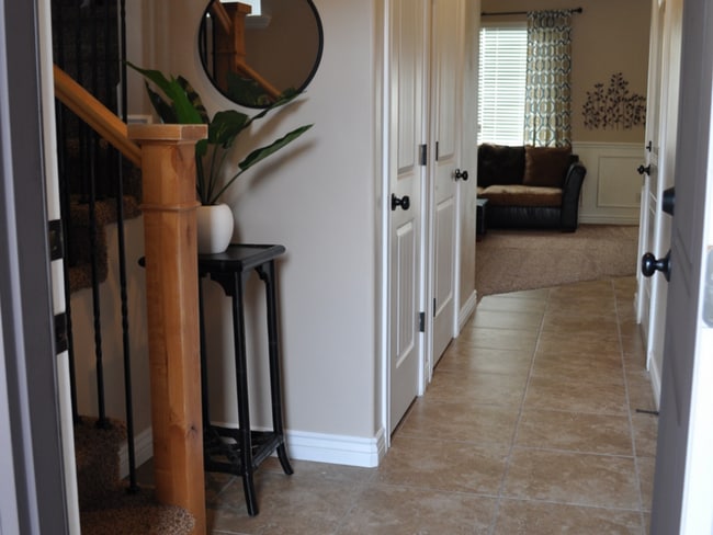 Building Photo - Spacious Pleasant Grove Townhome