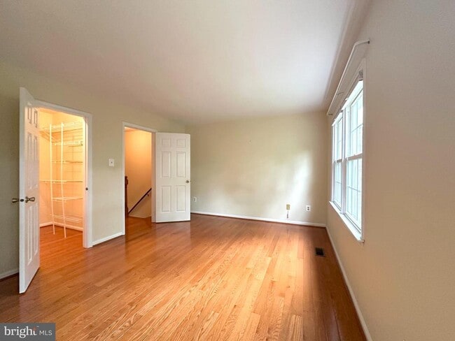 Building Photo - 5127 Kenside Ct