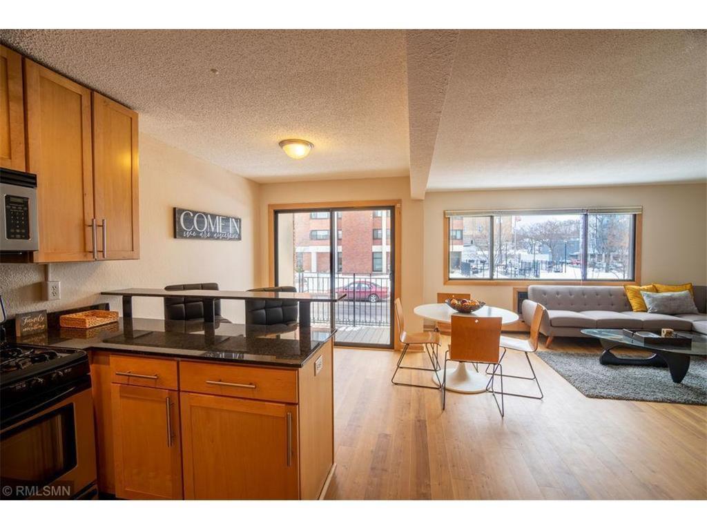 Building Photo - 2532 1st Ave S