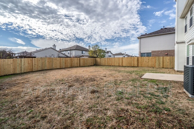 Building Photo - 2501 Tar Heel Dr