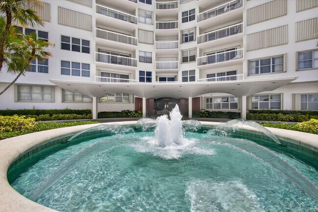 Building Photo - 2600 N Flagler Dr