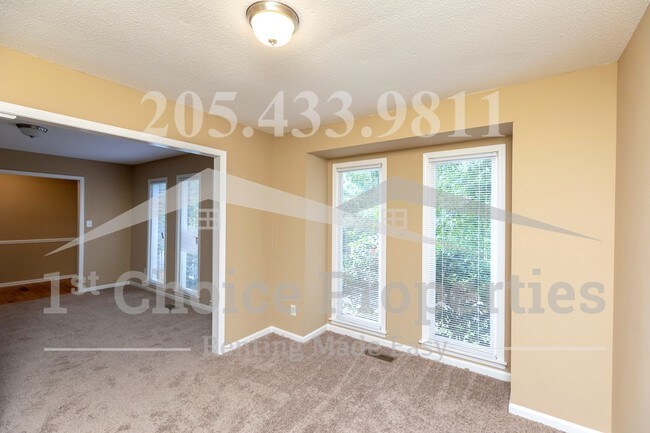 Building Photo - 1620 5th Pl NW