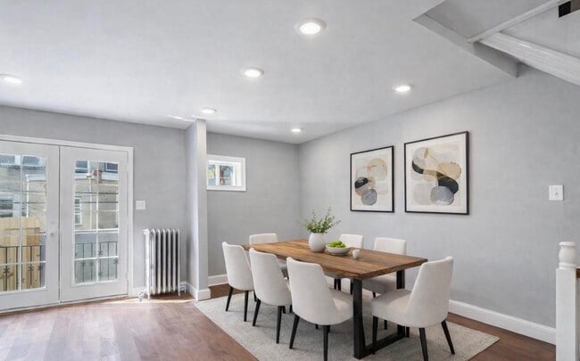 Building Photo - 1630 S 28th St