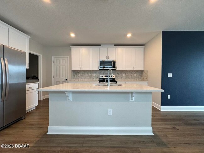 Building Photo - 125 Links Ter Blvd