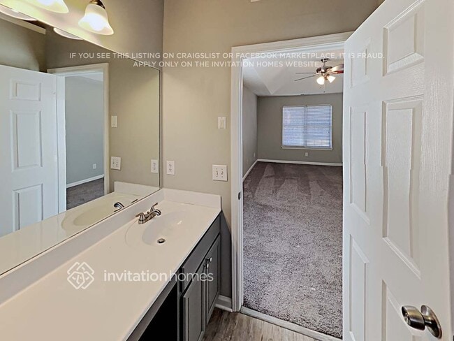 Building Photo - 4330 Sentinel Pl