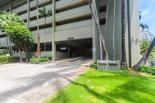 Building Photo - 2240 Kuhio Ave.