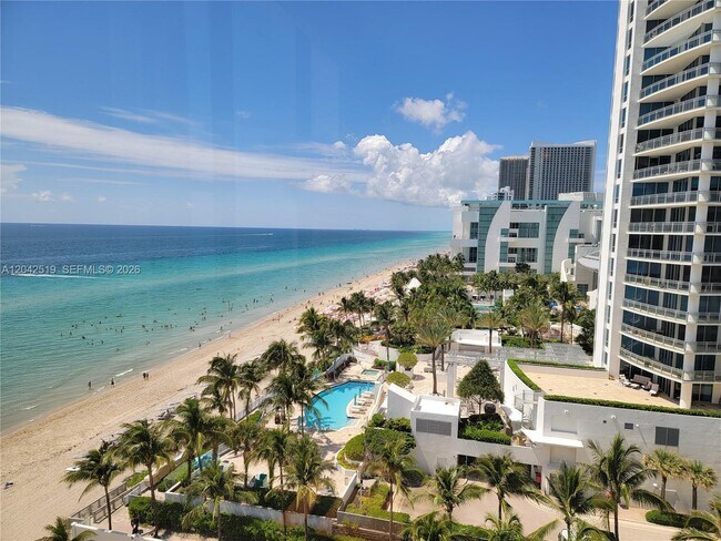 Building Photo - 3505 S Ocean Dr
