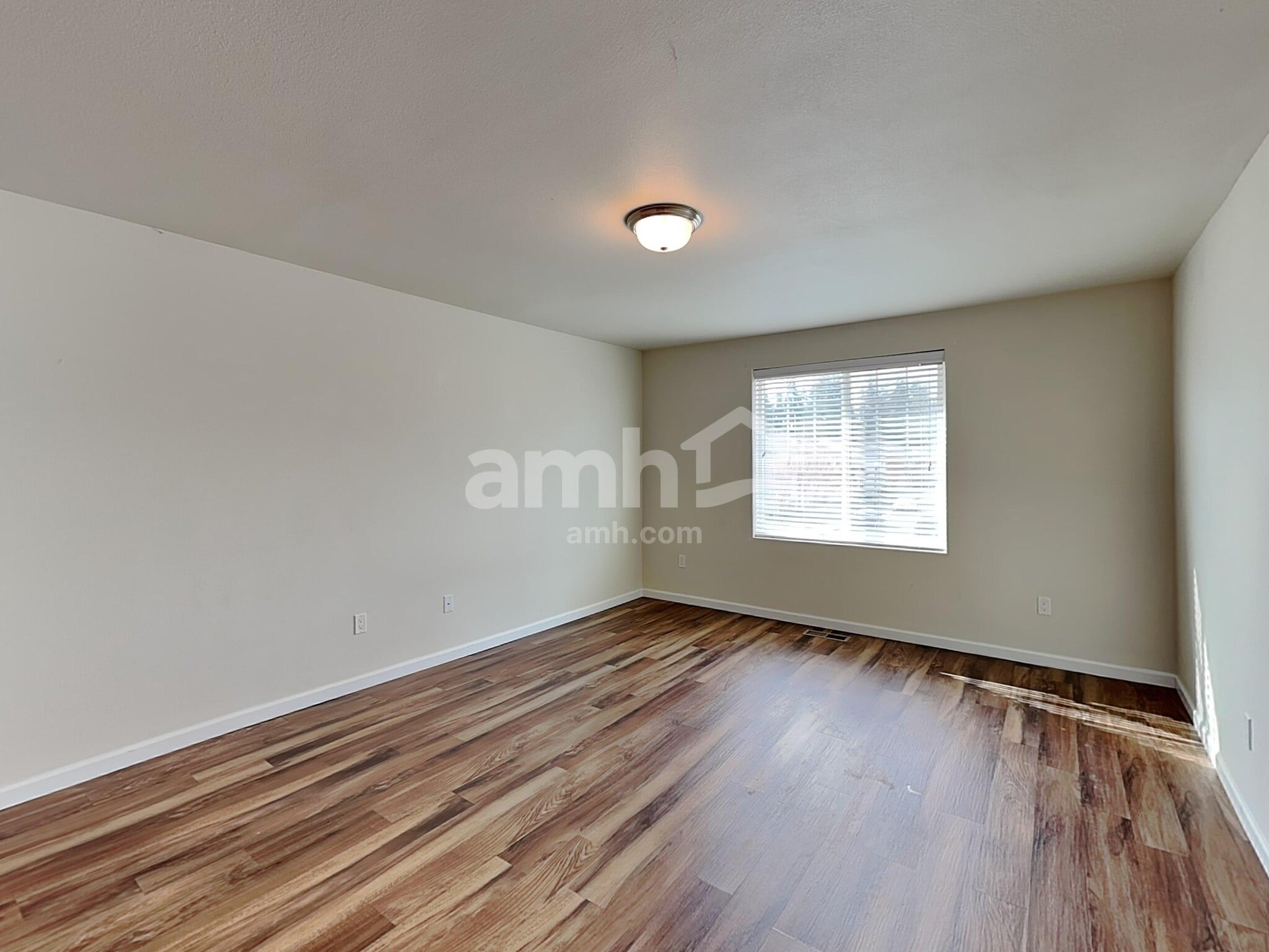 Building Photo - 9128 NE 167th Ct