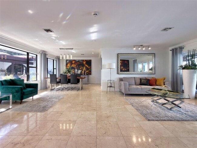 Building Photo - 7925 SW 124th St