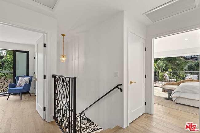 Building Photo - 10825 Savona Rd