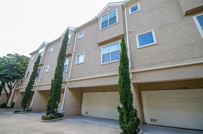 Building Photo - 12707 Boheme Dr