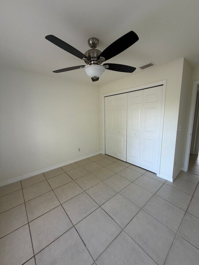 Building Photo - 4608 Douglas Ln