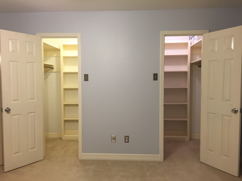 Walk-in his and hers closets - 7555 Katy Freeway