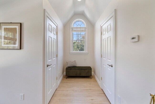 Building Photo - 45 Conklingtown Rd