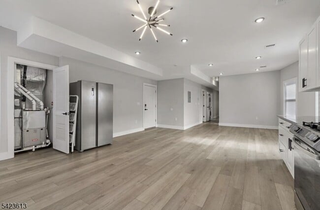 Building Photo - 626 S 20th St