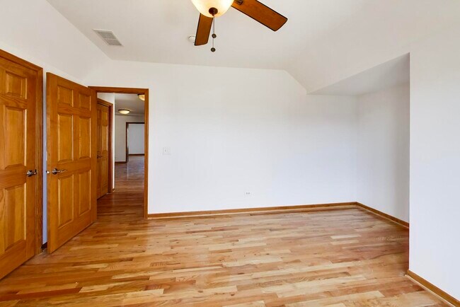 Building Photo - 2951 Old Glory Dr