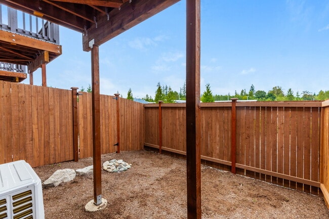 Building Photo - 14707 87th Ave SE