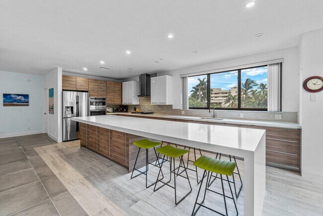 Building Photo - 122 Andrews Ave