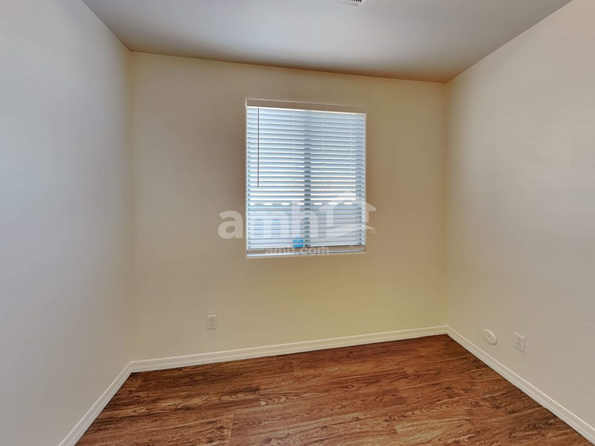 Building Photo - 9360 W Payson Rd