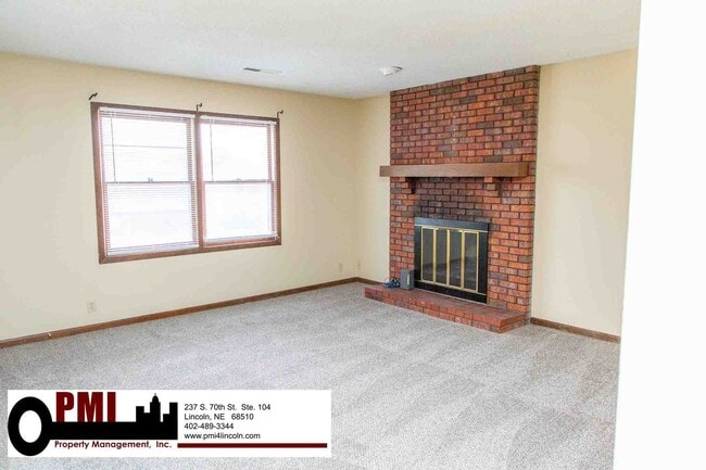 Building Photo - 3800/3802 Keith Cir