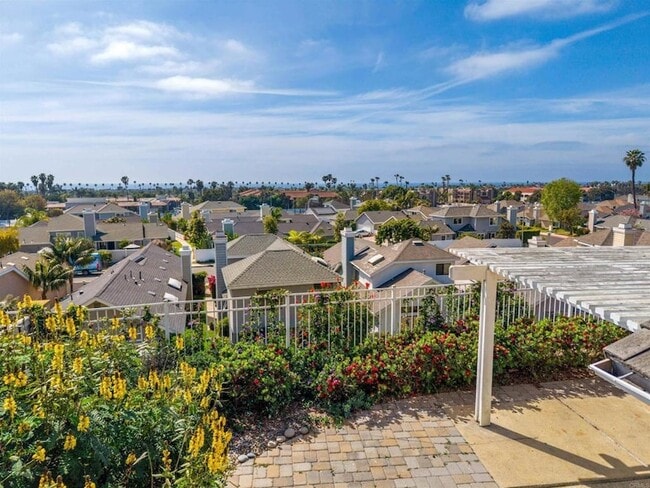 Building Photo - 6923 Whitecap Dr