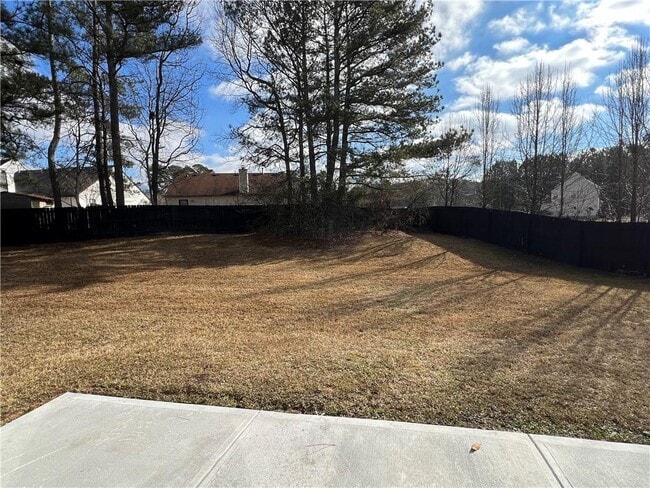 Building Photo - 2140 Racquet Club Cir NW