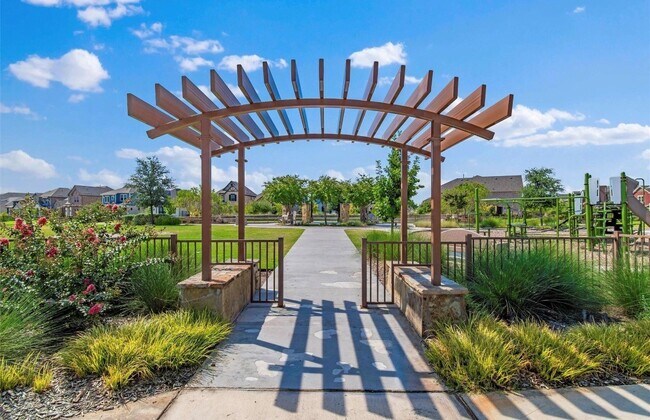 Building Photo - 3927 Cascade Sky Dr