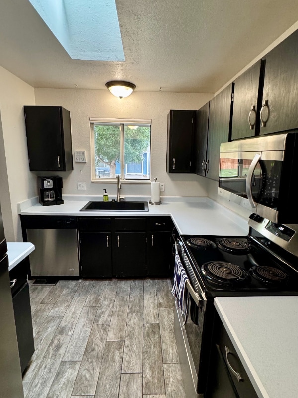 Building Photo - 259 Quincy Ln