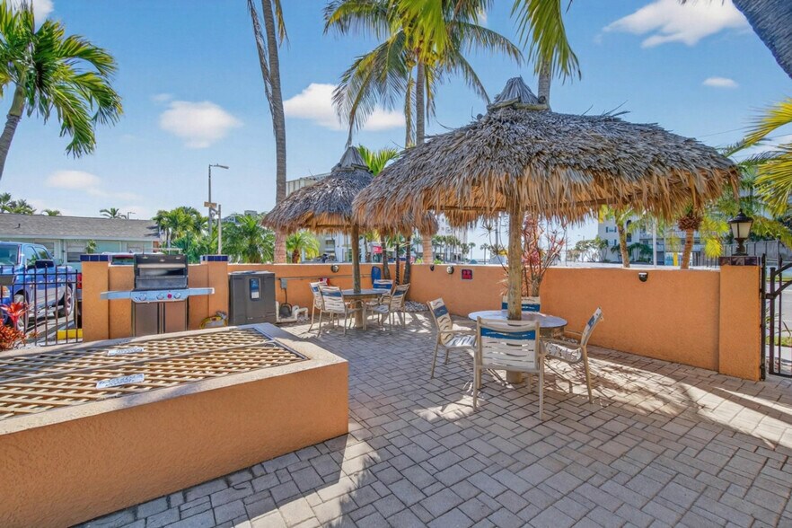 Building Photo - 17505 Gulf Blvd