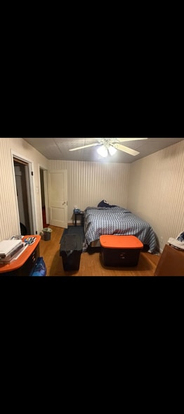 Building Photo - 28 N 7th Ave