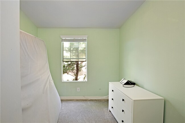 Building Photo - 17825 Bear Valley Ln
