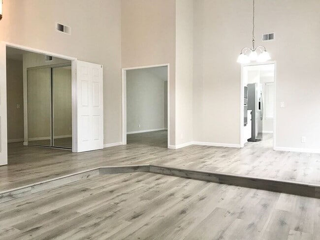 Building Photo - 28582 La Cumbre