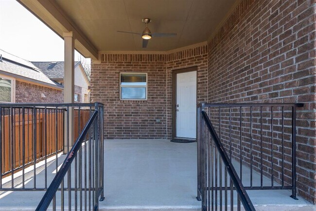 Building Photo - 101 Pecanwood Ct