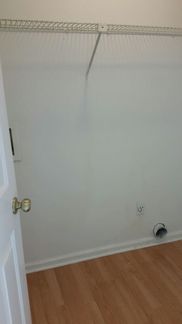 Laundry Connections - 1704 Twin Brooks Dr SE