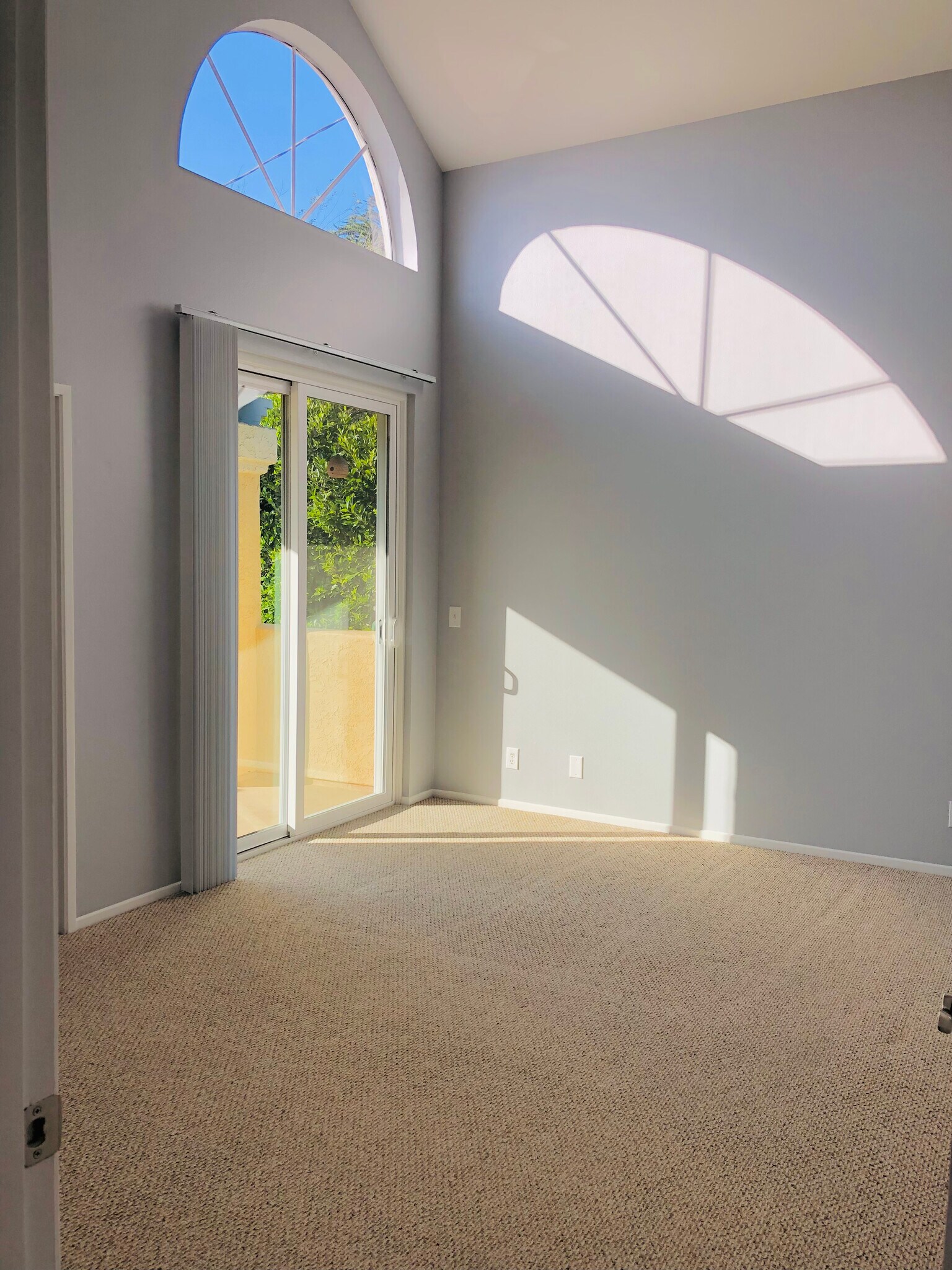 Master Bedroom - 186 Hurst Ave