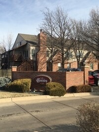 Building Photo - 2 bedroom condo in Coventry Communities