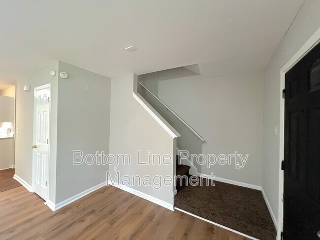Building Photo - 1335 Braveheart Ln