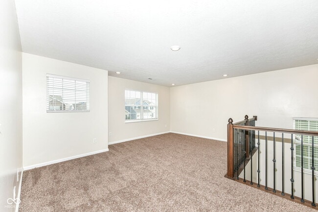 Building Photo - 5825 Sheffield Ln