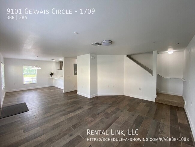 Building Photo - 9101 Gervais Cir